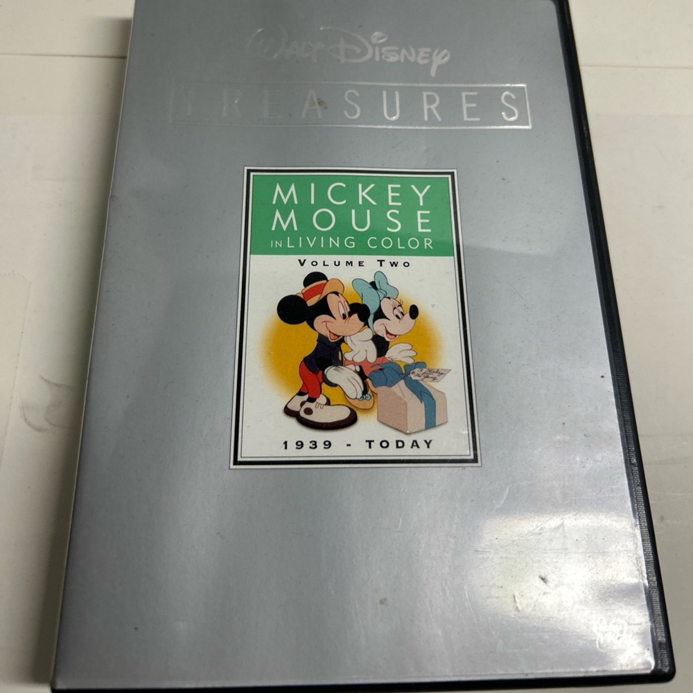 Walt Disney Treasures: Mickey Mouse in Living Color: Volume Two (1939-Today)